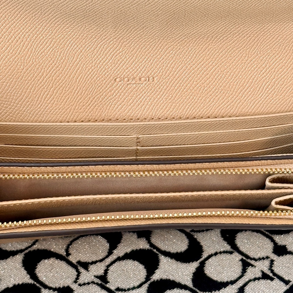 Coach Tan Leather Wallet - Picture 4 of 4